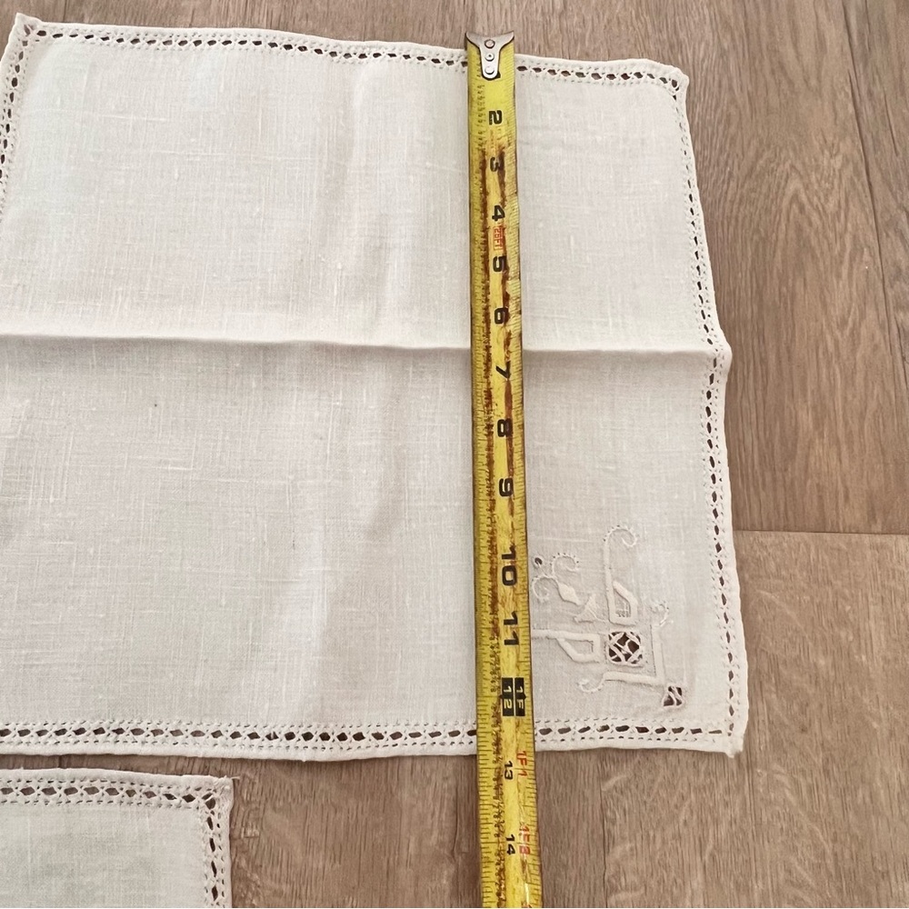 Vintage 10” Square Ivory Crocheted Linen Table Cloth Napkins Set Of 3 - Picture 6 of 6